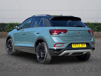 Used Volkswagen T-Roc 2023 for sale - 78912448: Photo