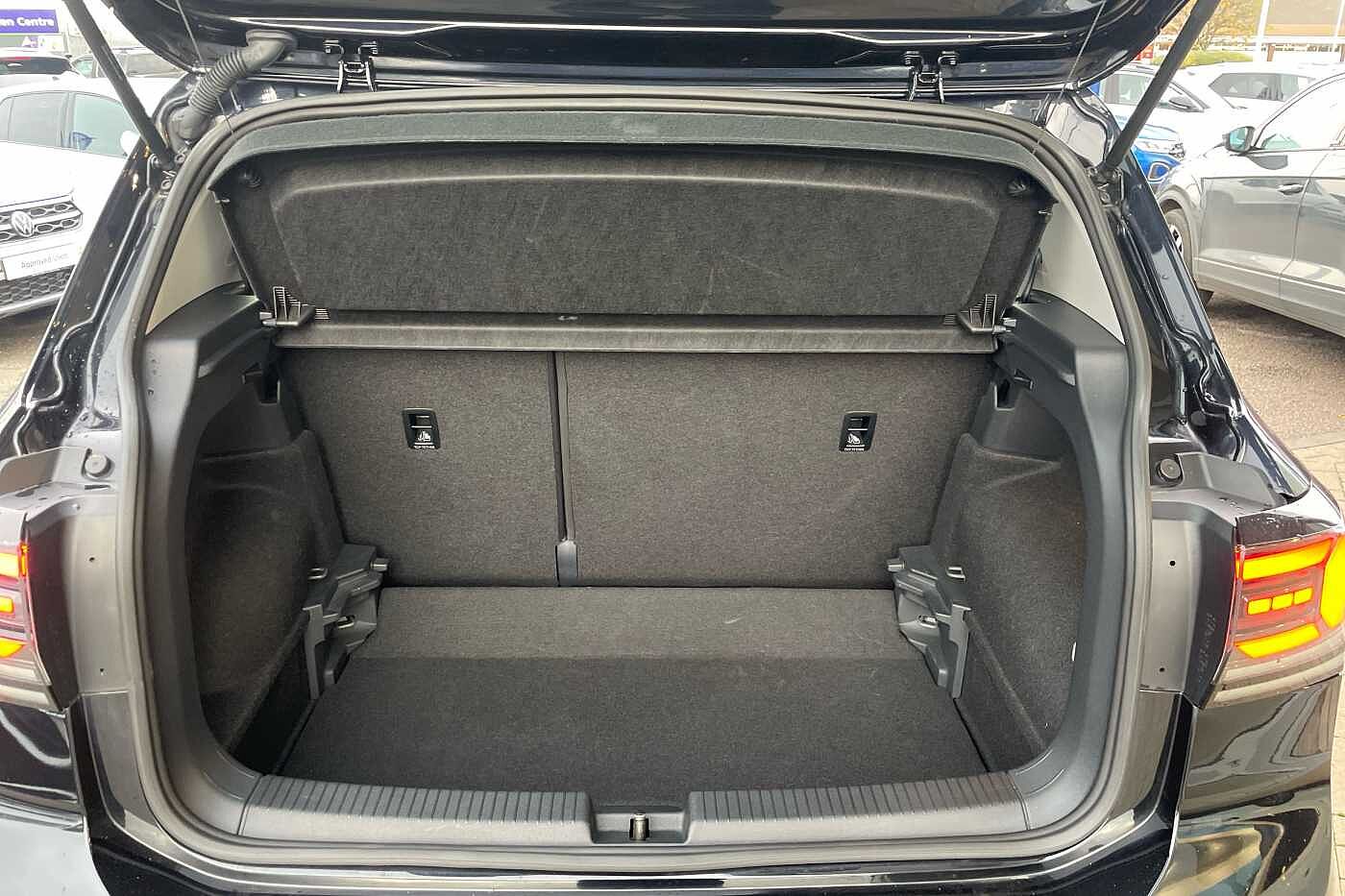 Used Volkswagen T-Cross 2024 for sale - 77177349: Photo 12