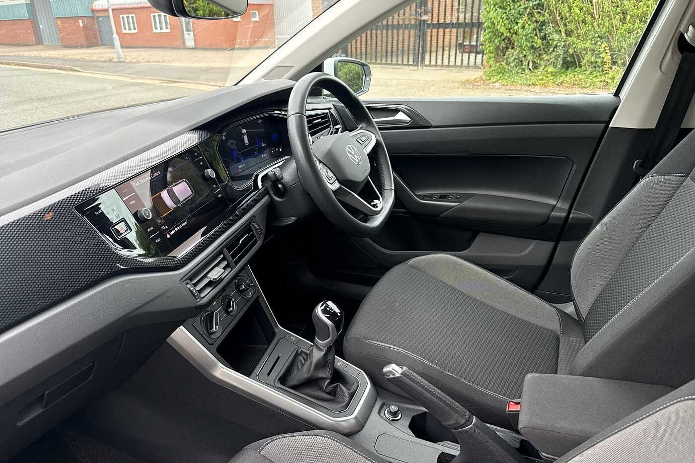 Used Volkswagen Polo 2023 for sale - 76111206: Photo 2