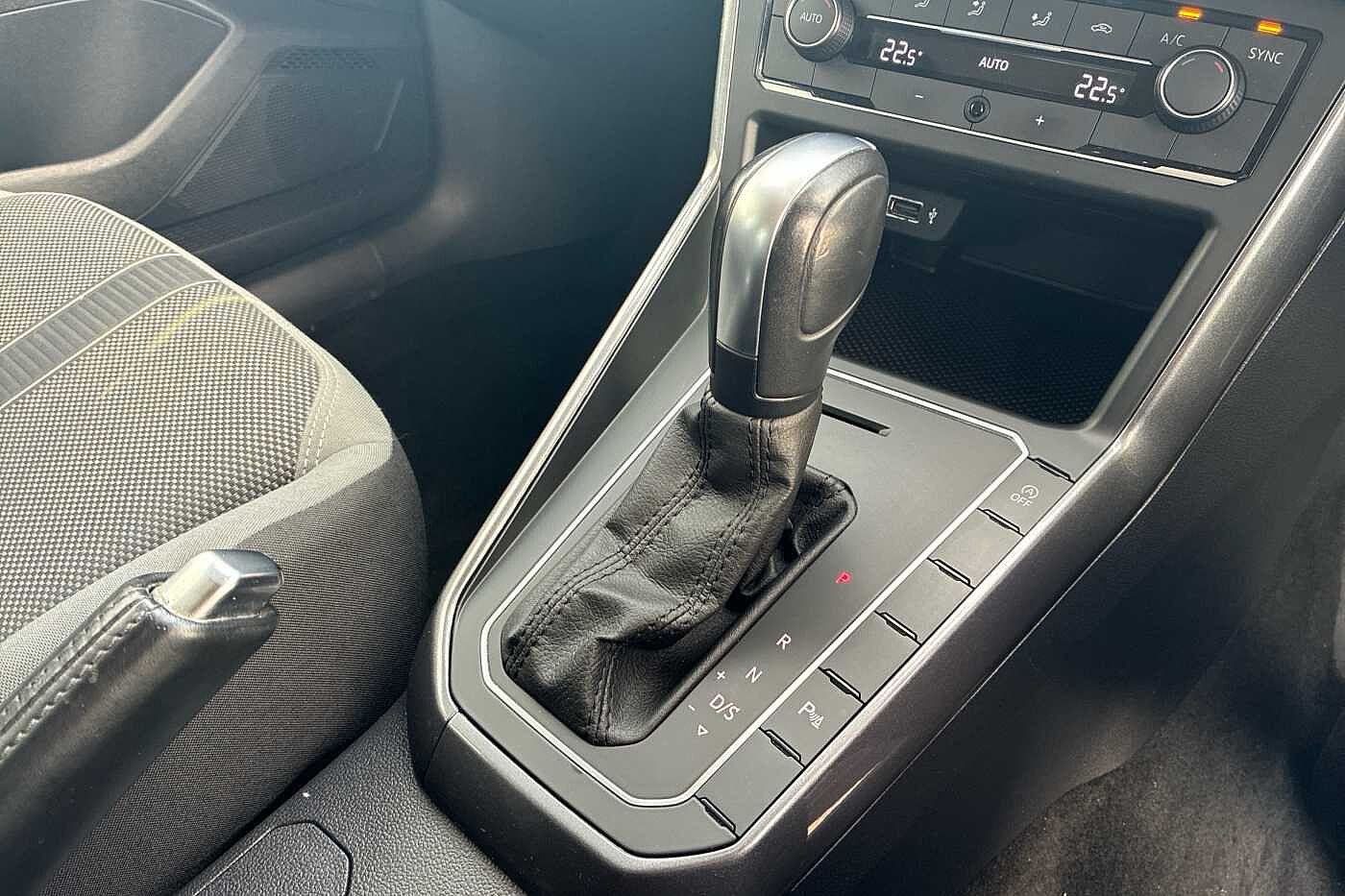 Used Volkswagen Polo 2019 for sale - 76670972: Photo 10