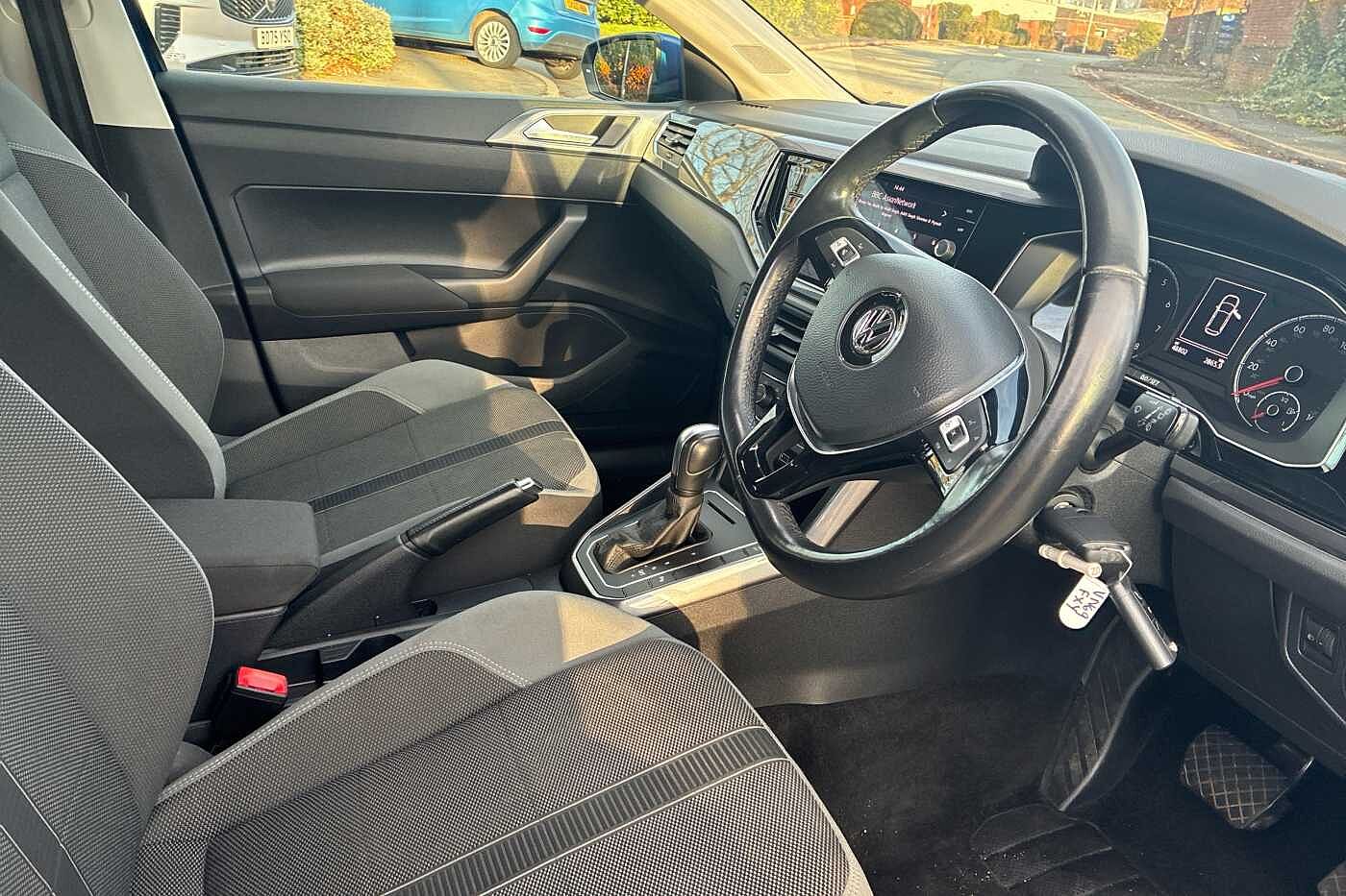 Used Volkswagen Polo 2019 for sale - 76670972: Photo 6
