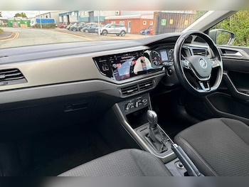 Used Volkswagen Polo 2021 for sale - 75814329: Photo