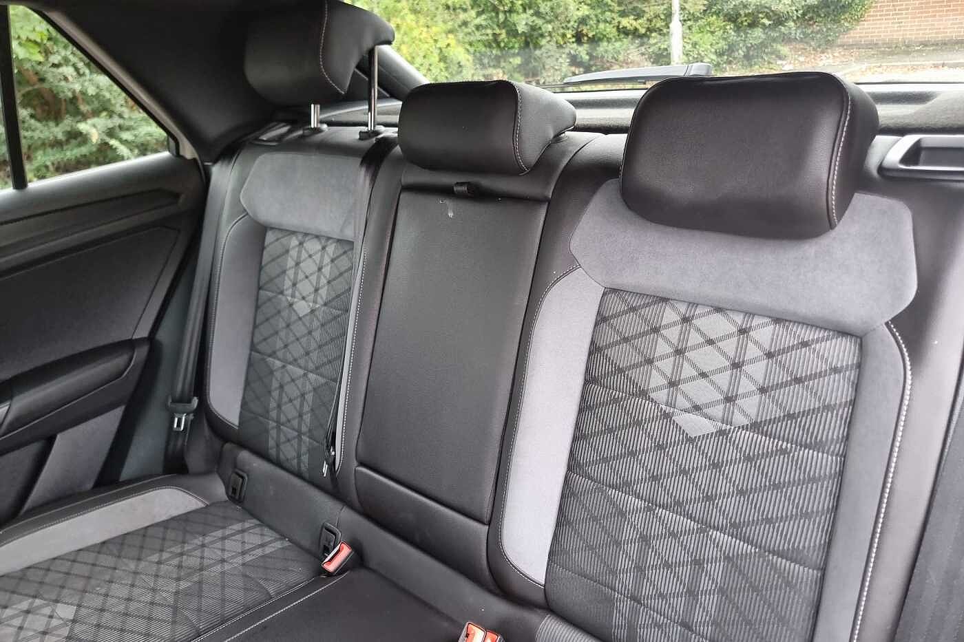 Used Volkswagen T-Roc 2022 for sale - 76111457: Photo 11