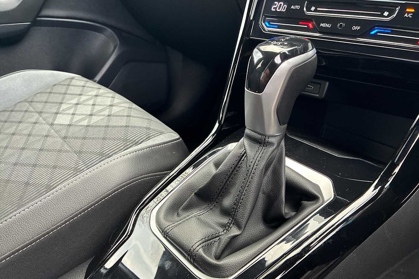 Used Volkswagen T-Roc 2022 for sale - 77177168: Photo 10