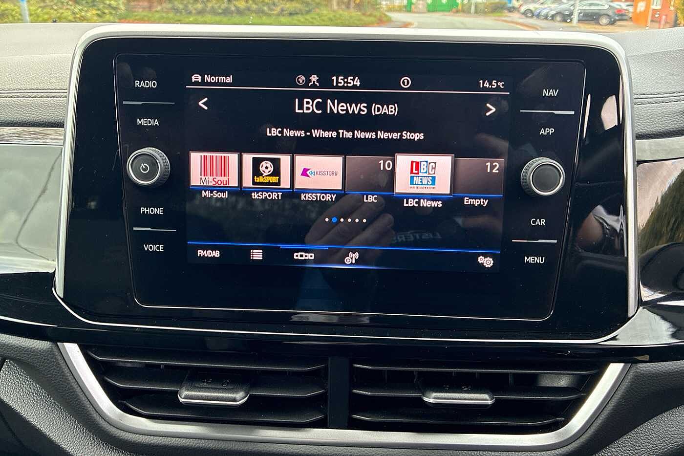 Used Volkswagen T-Roc 2022 for sale - 77177168: Photo 9