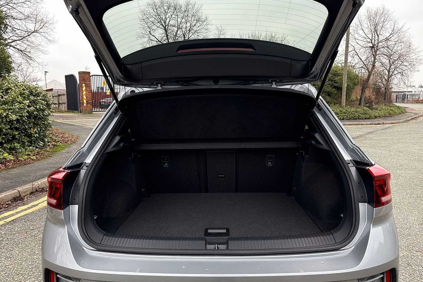 Used Volkswagen T-Roc 2023 for sale - 77177221: Photo 11