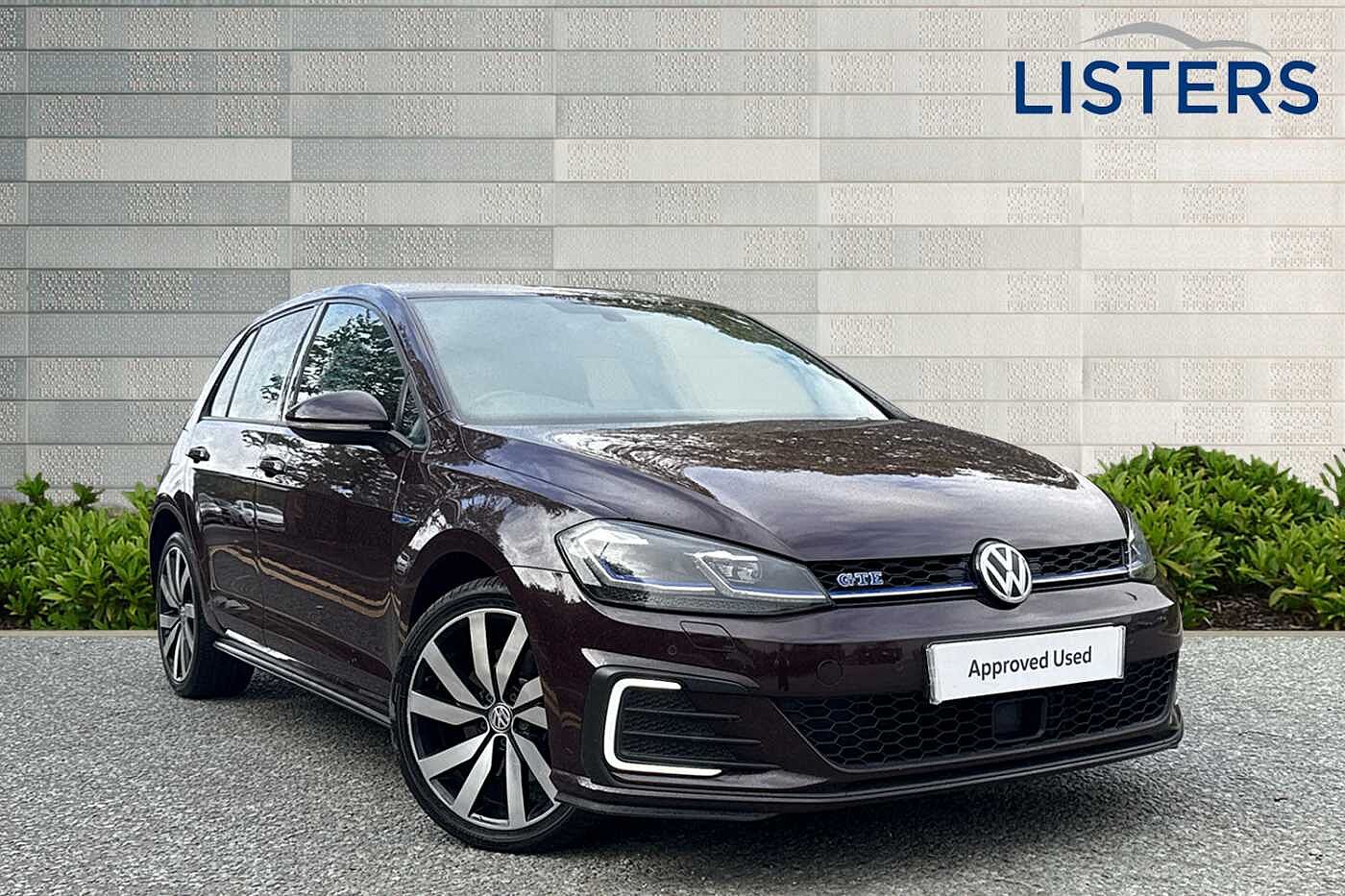 Used Volkswagen Golf 2018 for sale - 76110505: Photo 1