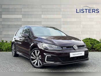 Volkswagen - Golf