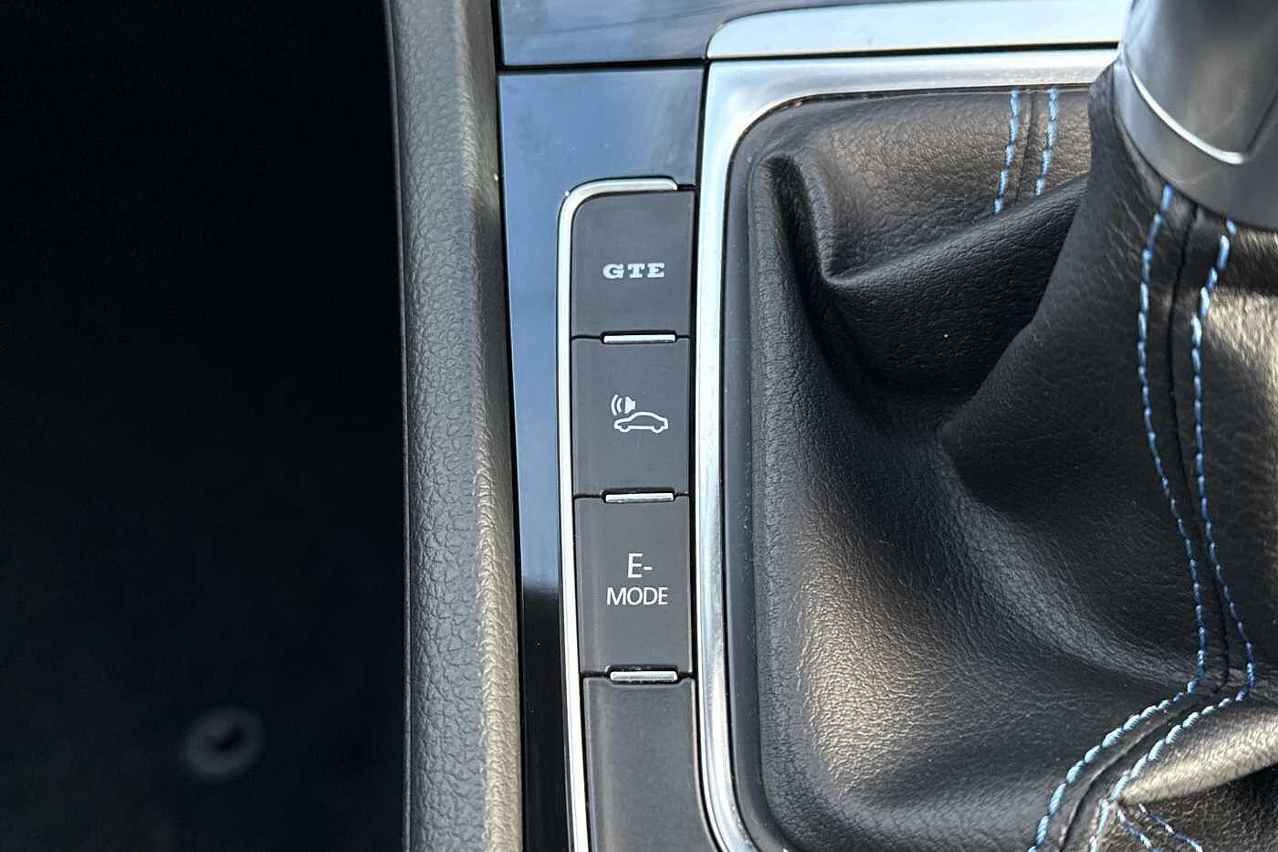 Used Volkswagen Golf 2018 for sale - 76110505: Photo 20