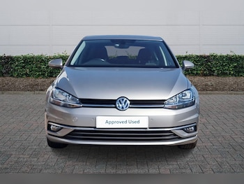 Used Volkswagen Golf 2019 for sale - 78377075: Photo