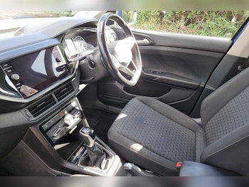 Used Volkswagen T-Cross 2021 for sale - 76111049: Photo 2