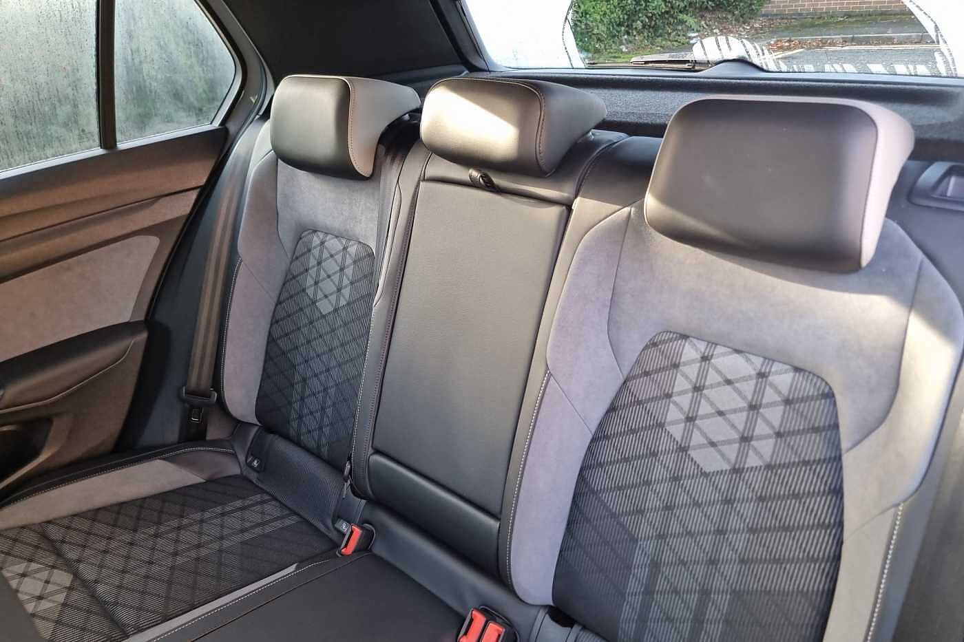 Used Volkswagen Golf 2024 for sale - 76111612: Photo 11