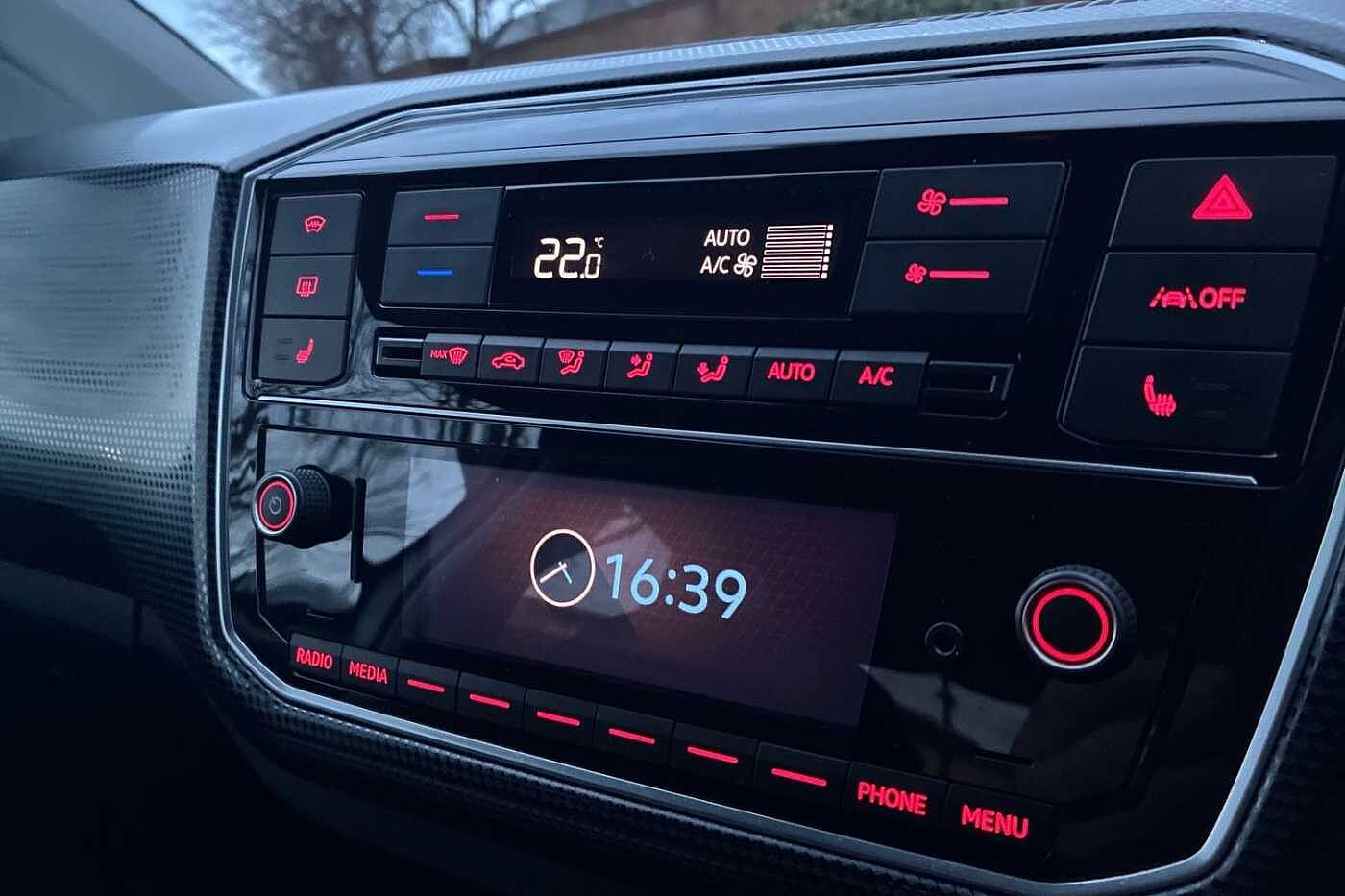 Used Volkswagen up! 2024 for sale - 77512192: Photo 12