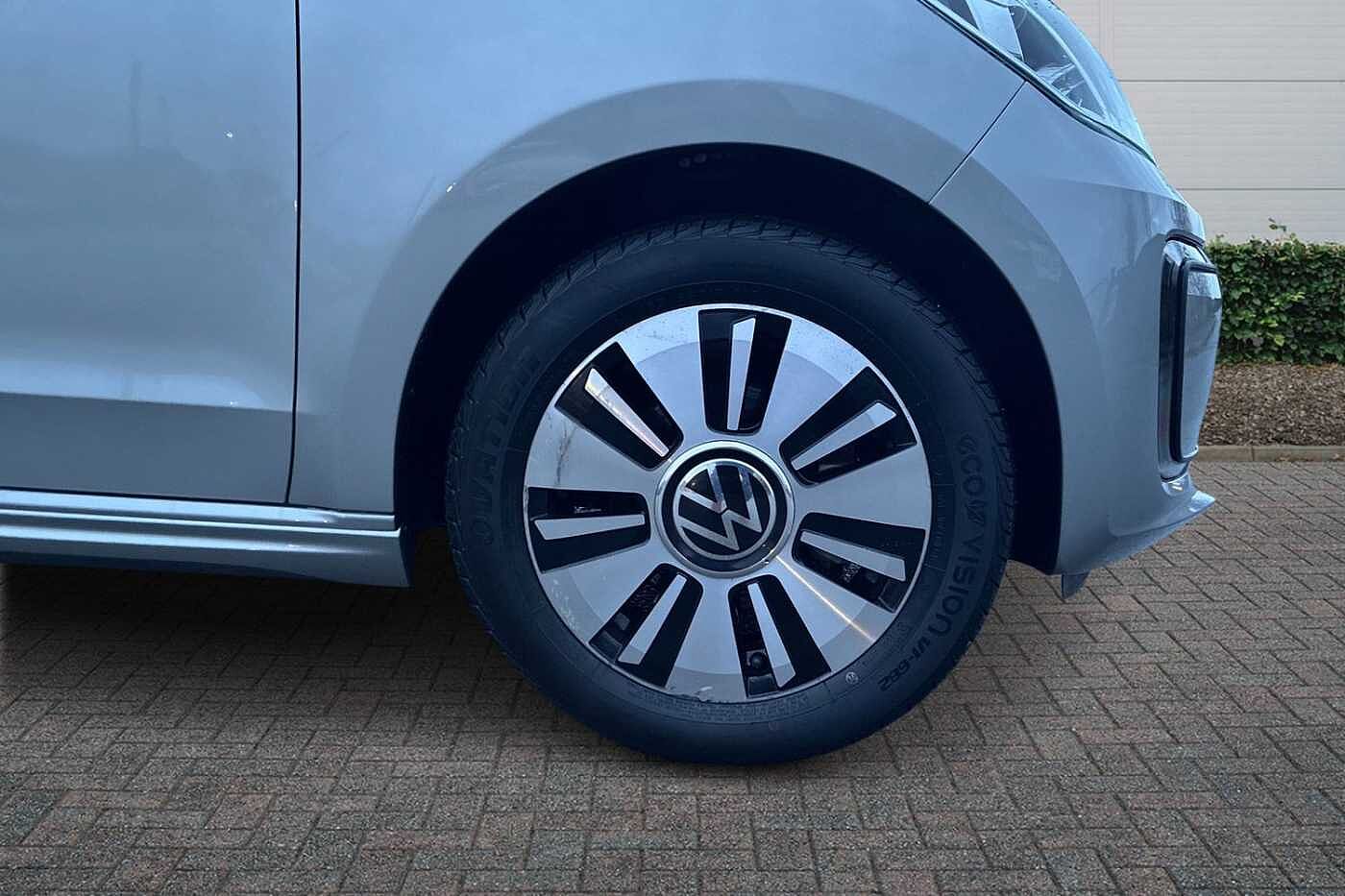 Used Volkswagen up! 2024 for sale - 77512192: Photo 5