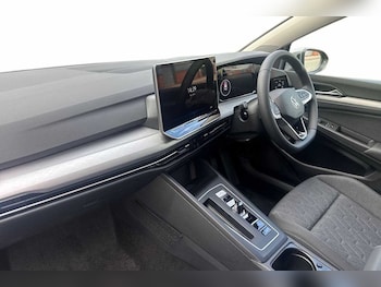 Used Volkswagen Golf 2026 for sale - 79133430: Photo