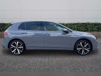 Used Volkswagen Golf 2026 for sale - 79133430: Photo