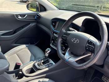 Used Hyundai IONIQ 2017 for sale - 74896042: Photo