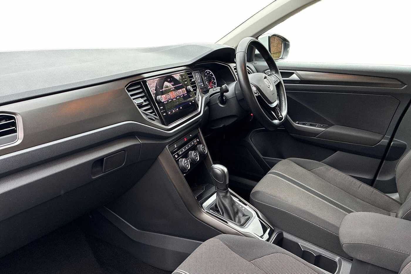 Used Volkswagen T-Roc 2019 for sale - 77388489: Photo 2