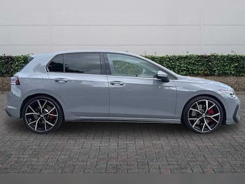 Used Volkswagen Golf 2025 for sale - 78879982: Photo