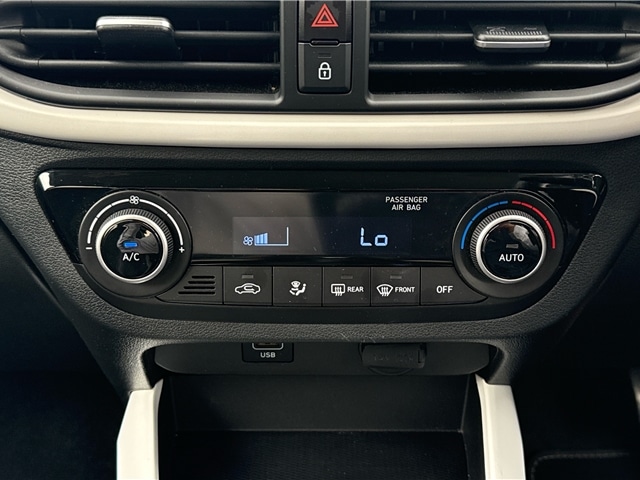 Used Hyundai i10 2022 for sale - 76111193: Photo 17