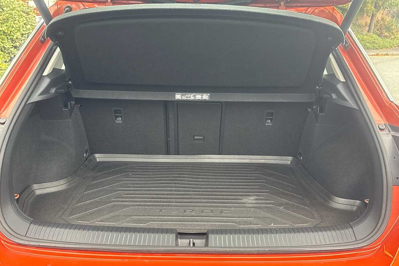 Used Volkswagen T-Roc 2020 for sale - 76111202: Photo 12