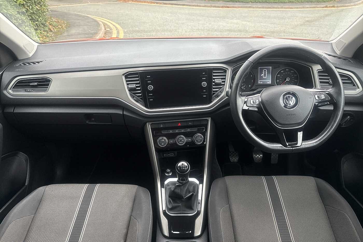 Used Volkswagen T-Roc 2020 for sale - 76111202: Photo 8