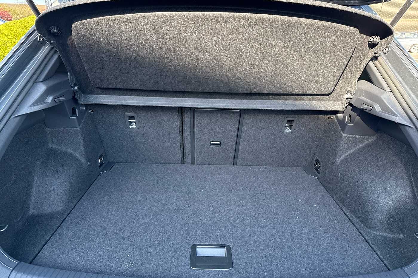 Used Volkswagen T-Roc 2025 for sale - 77177709: Photo 12