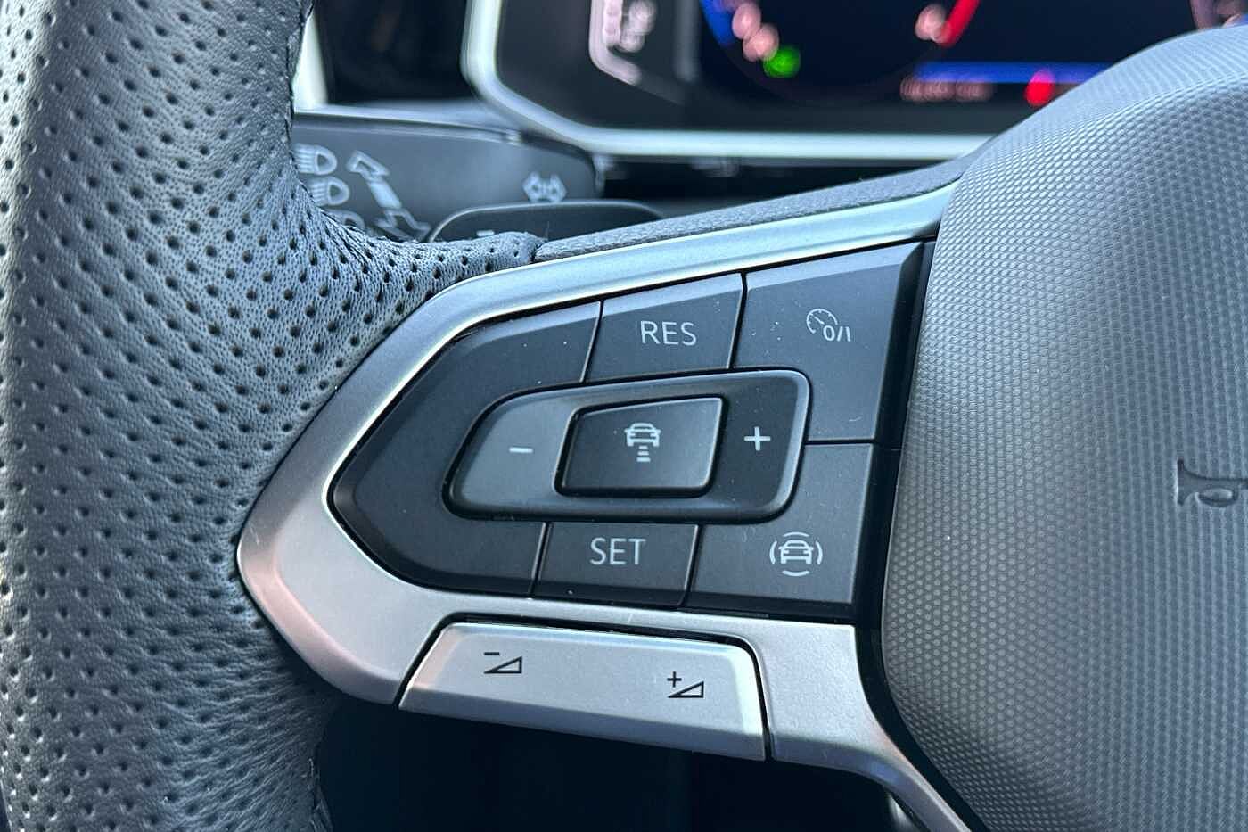 Used Volkswagen T-Roc 2025 for sale - 77177709: Photo 17