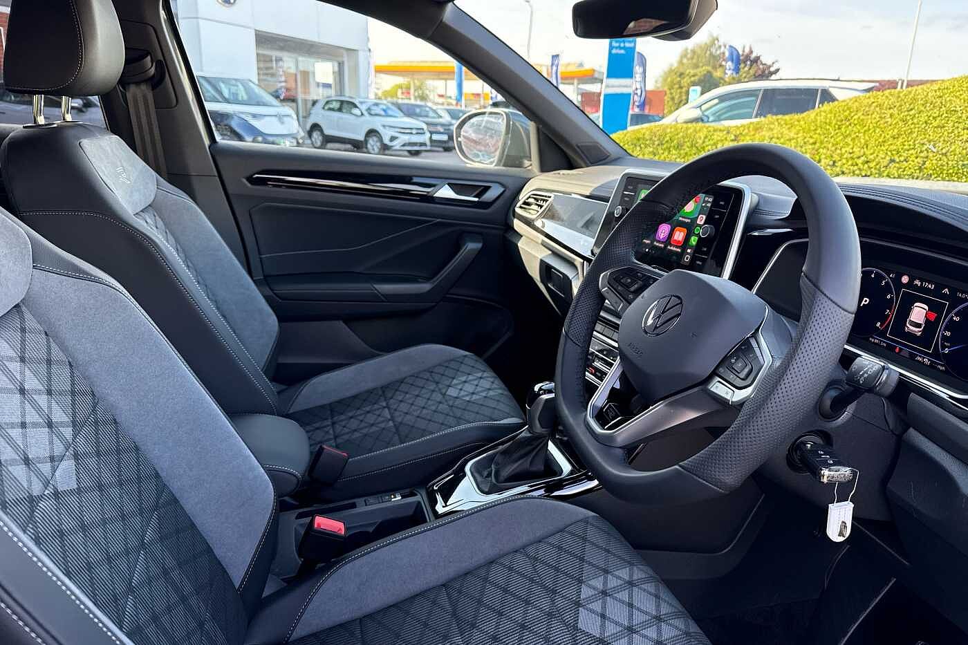 Used Volkswagen T-Roc 2025 for sale - 77177709: Photo 6