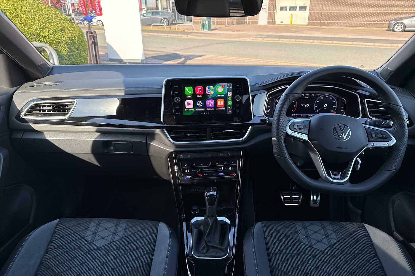 Used Volkswagen T-Roc 2025 for sale - 77177709: Photo 8