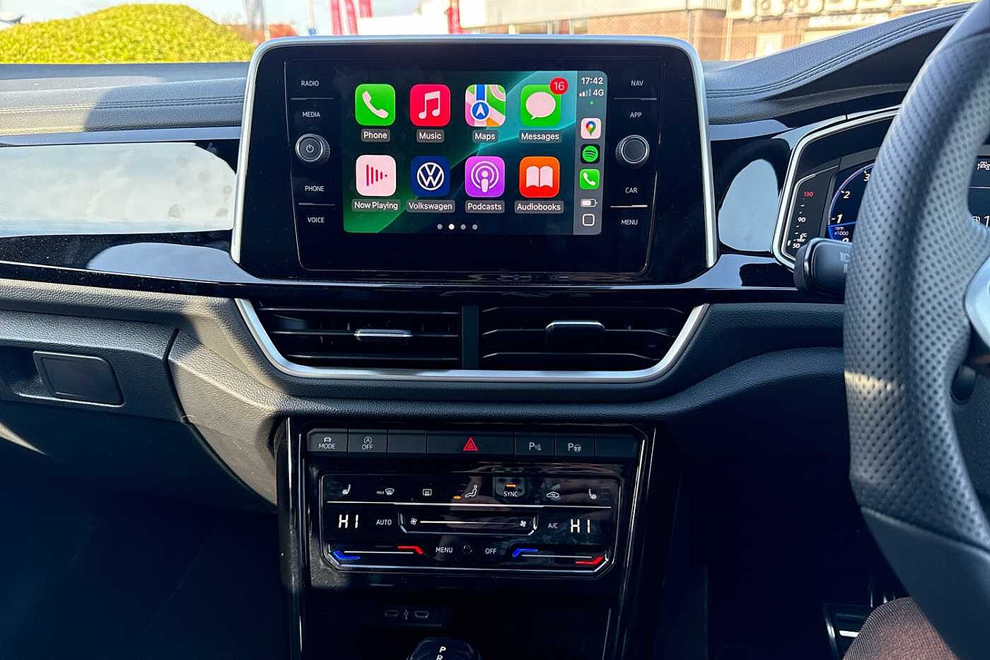 Used Volkswagen T-Roc 2025 for sale - 77177709: Photo 9