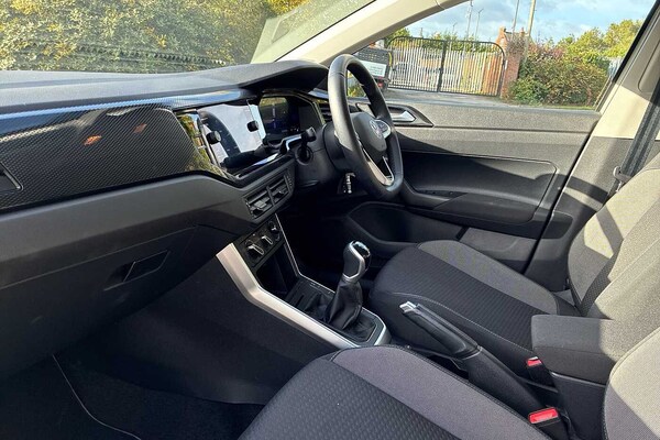 Used Volkswagen Polo 2023 for sale - 76111449: Photo 2