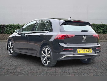 Used Volkswagen Golf 2024 for sale - 79213639: Photo