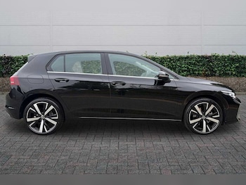Used Volkswagen Golf 2024 for sale - 79213639: Photo