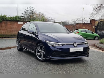Used Volkswagen Golf 2024 for sale - 77177503: Photo