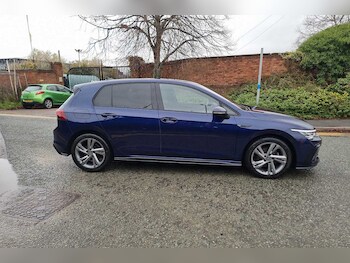 Used Volkswagen Golf 2024 for sale - 77177503: Photo