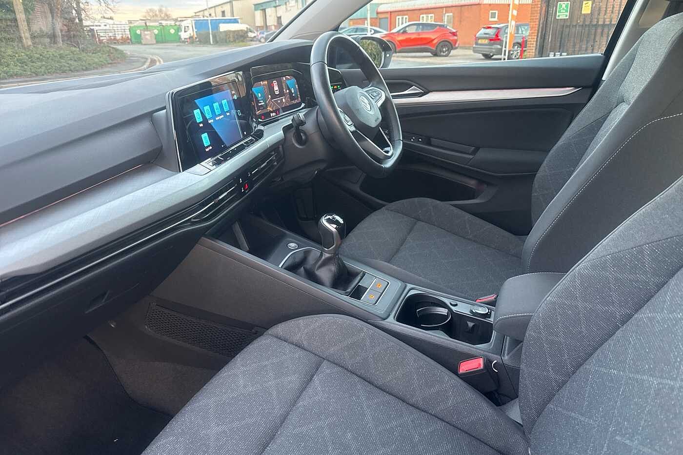 Used Volkswagen Golf 2020 for sale - 76716712: Photo 2