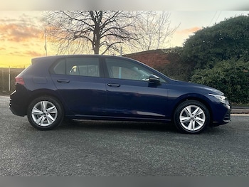 Used Volkswagen Golf 2020 for sale - 76716712: Photo