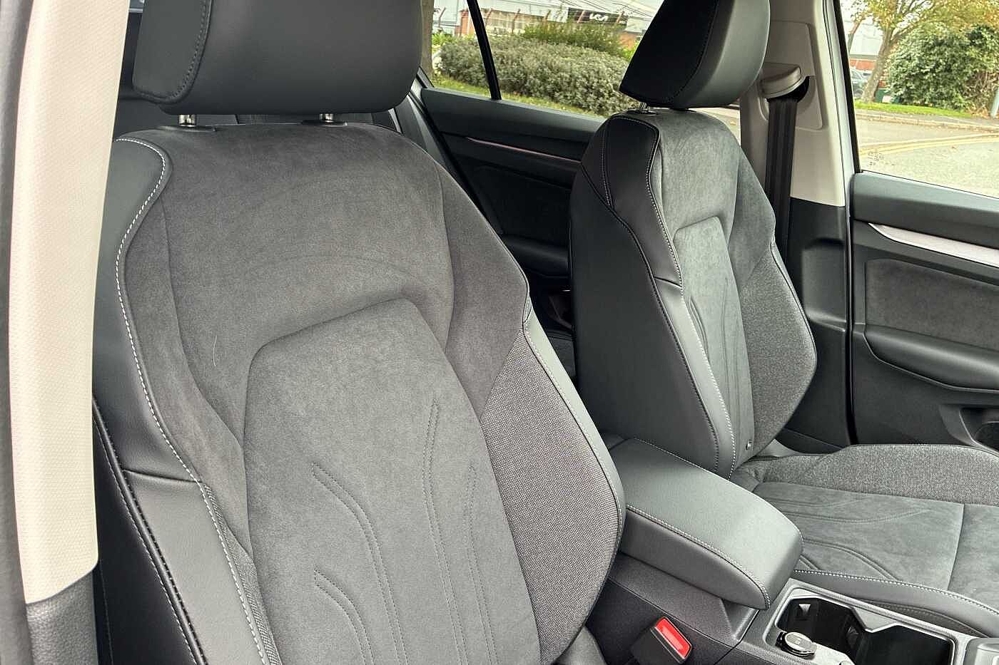 Used Volkswagen Golf 2025 for sale - 77177211: Photo 17