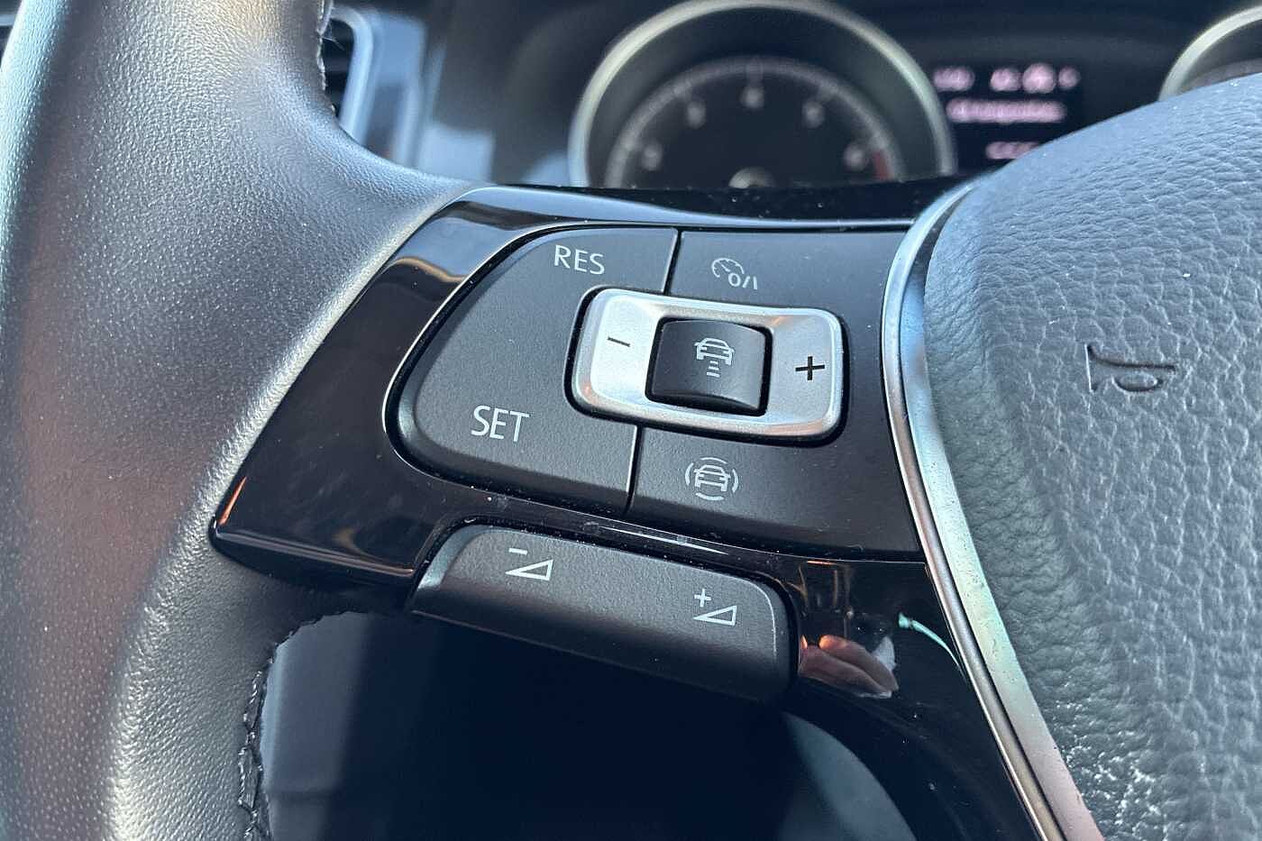 Used Volkswagen Golf 2020 for sale - 76800716: Photo 20