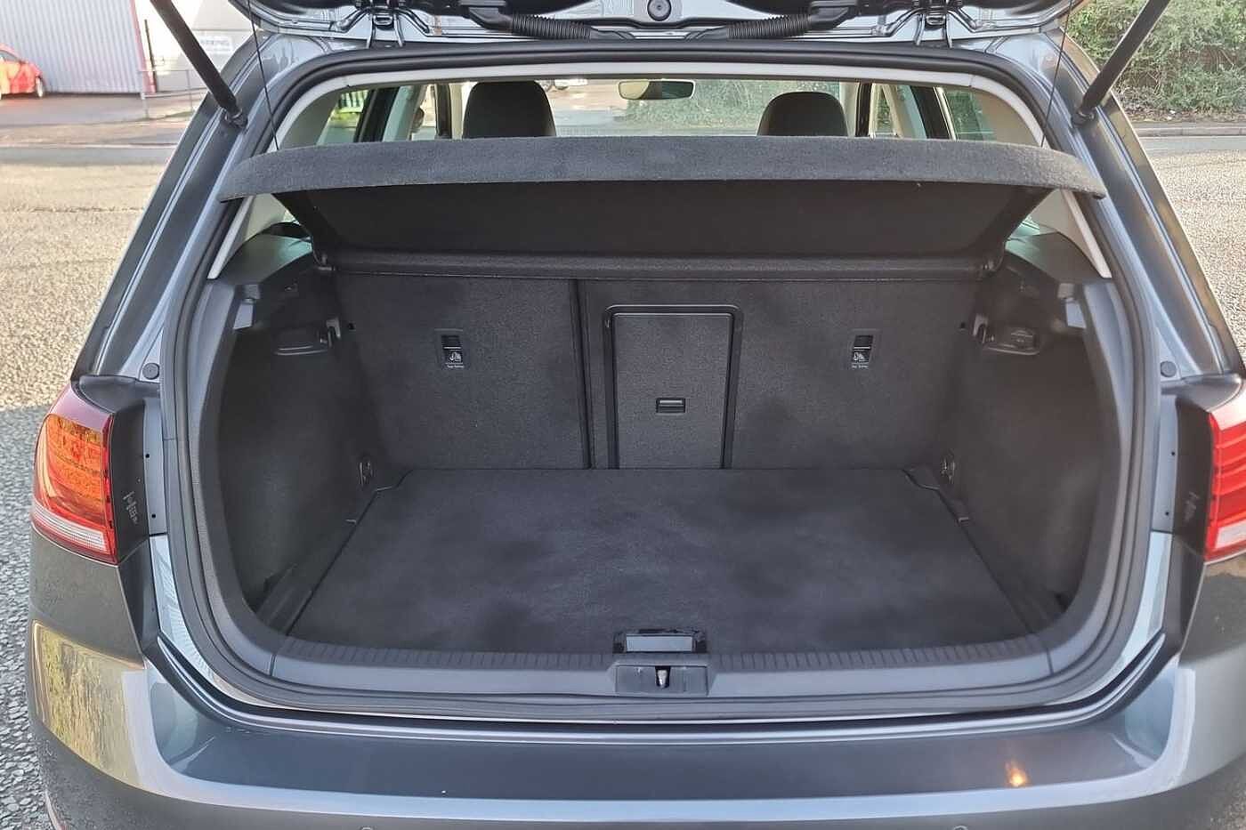 Used Volkswagen Golf 2020 for sale - 77030936: Photo 11