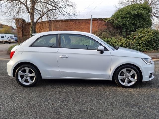 Used Audi A1 2016 for sale - 76888236: Photo 3