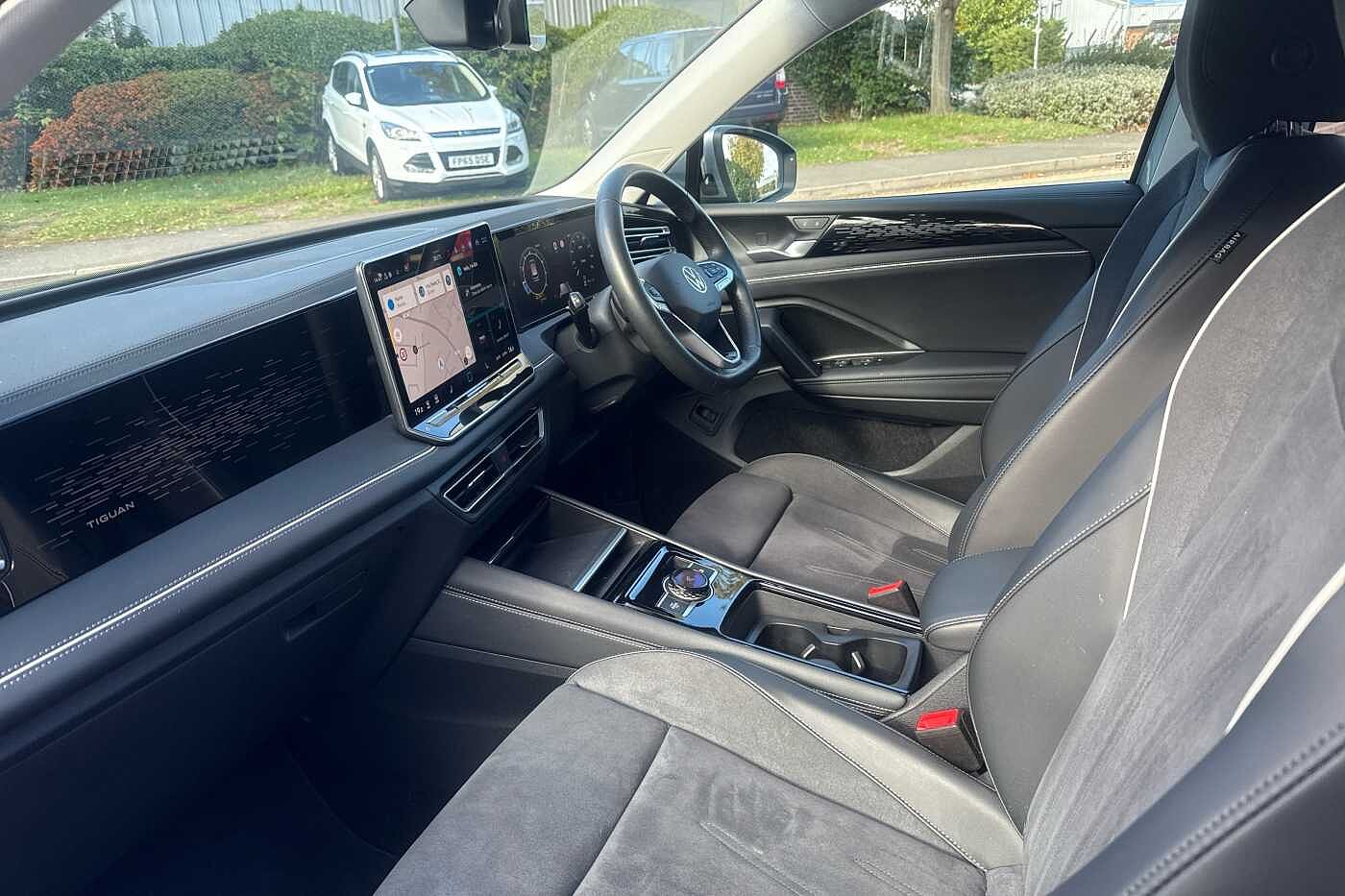 Used Volkswagen Tiguan 2024 for sale - 77177048: Photo 2