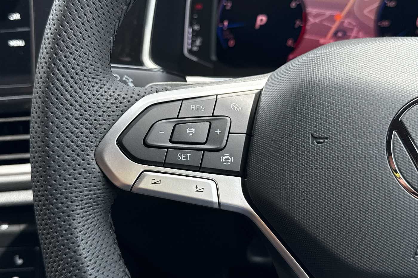 Used Volkswagen T-Roc 2025 for sale - 77177523: Photo 14