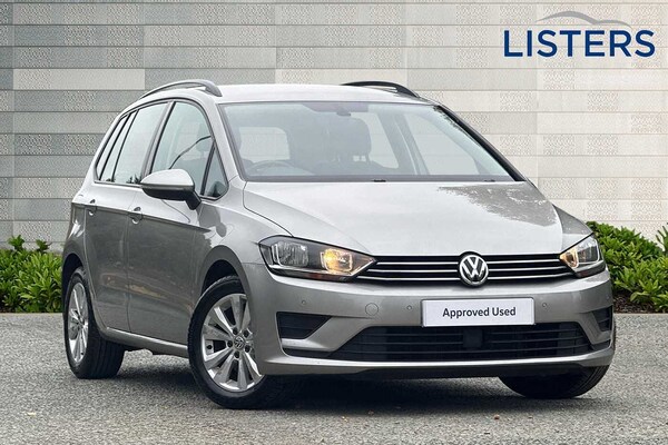 Used Volkswagen Golf SV 2016 for sale - 76111243: Photo 1