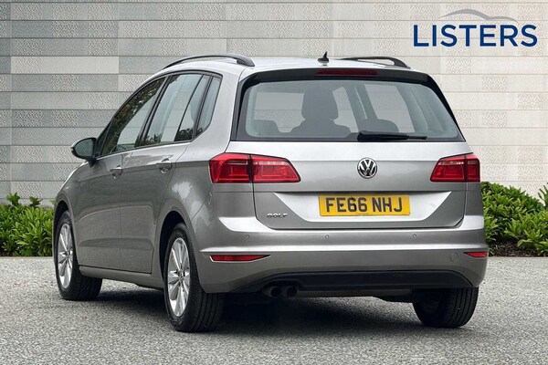 Used Volkswagen Golf SV 2016 for sale - 76111243: Photo 3