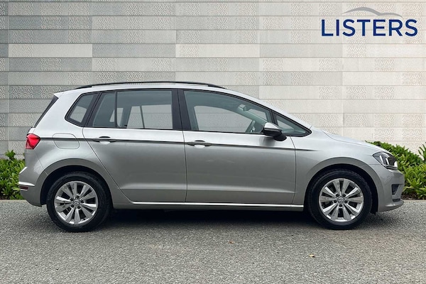 Used Volkswagen Golf SV 2016 for sale - 76111243: Photo 4