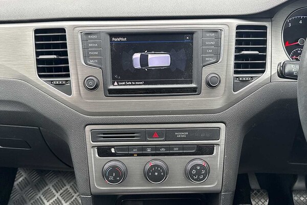 Used Volkswagen Golf SV 2016 for sale - 76111243: Photo 9