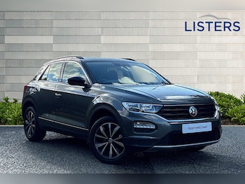 Used Volkswagen T-Roc 2019 for sale - 75901600: Photo