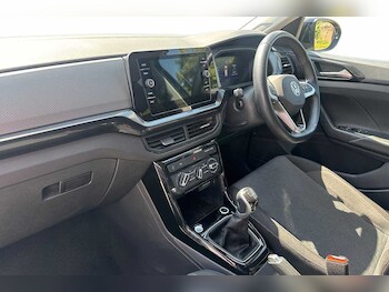 Used Volkswagen T-Cross 2025 for sale - 79108173: Photo